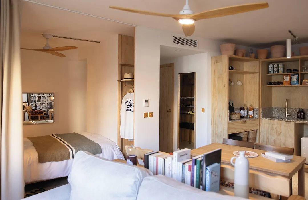 Mob Hotel Cannes-1