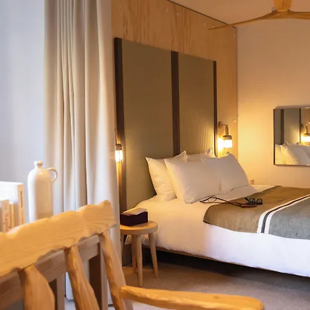 MOB HOTEL Cannes-2